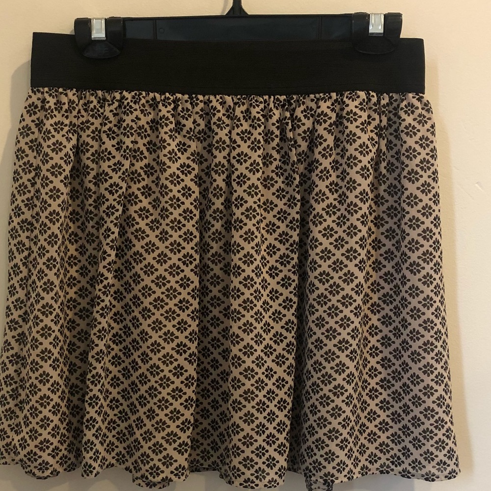 NWOT Forever 21 cute mini skirt